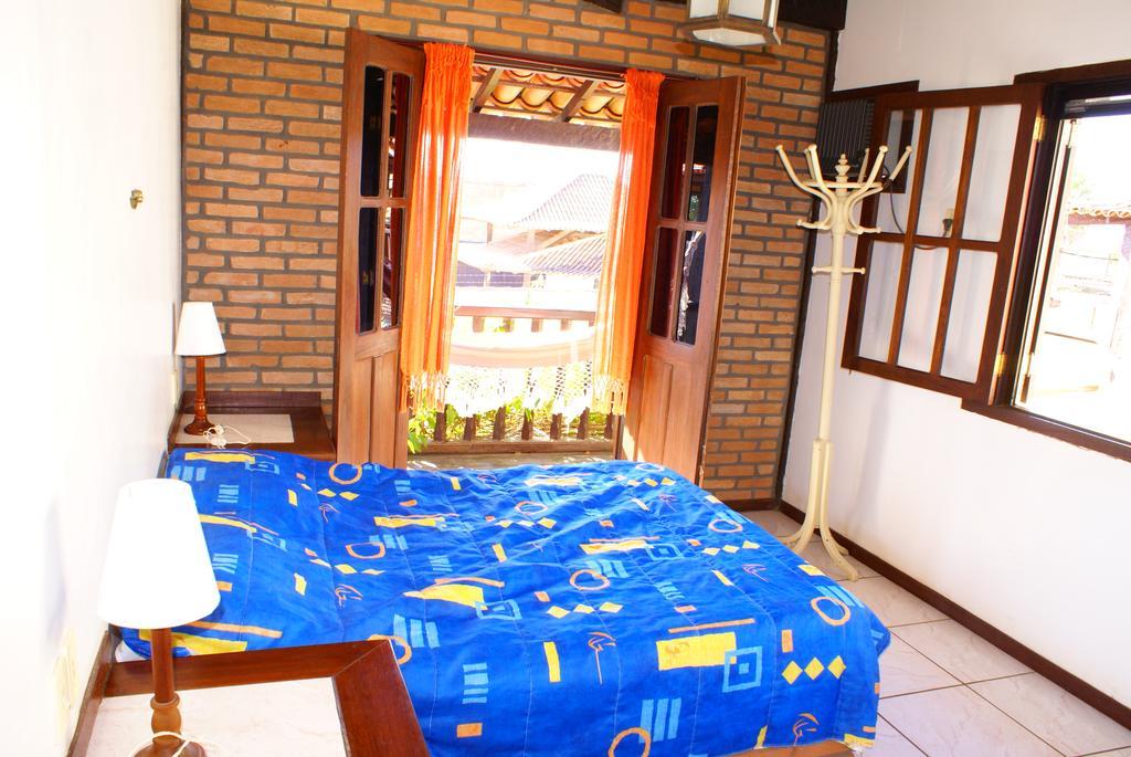 Bela Casa De 4 Em Geriba